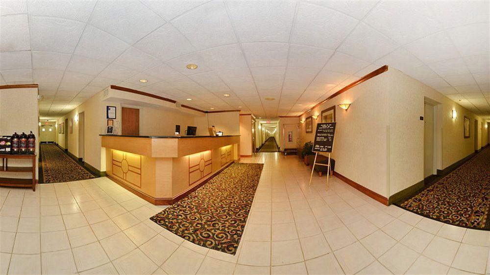 Comfort Inn Herndon-Reston Exterior photo