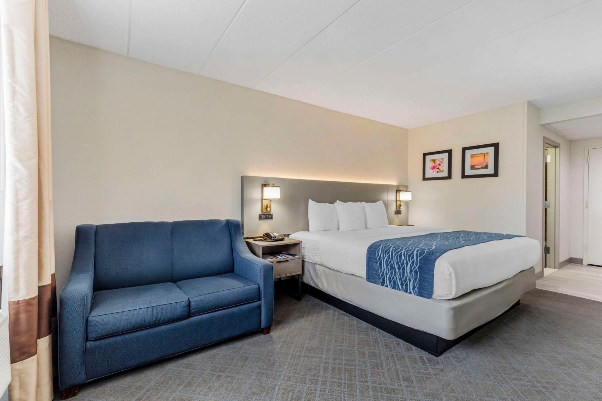Comfort Inn Herndon-Reston Exterior photo
